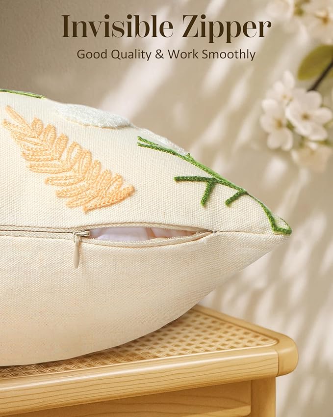 Embroidered Throw Pillow Cover - 20x20 Decorative Pillow Cover with Zipper Aesthetic Cute Design Boho Spring Summer Cozy Throw Pillowcase for Living Room Couch Sofa Bed, Daisy