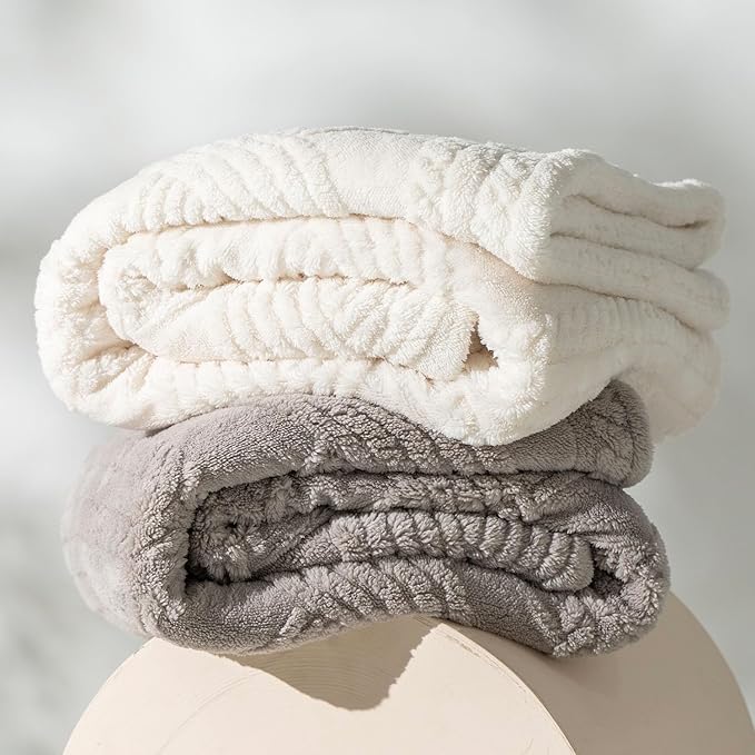 EverGrace Cable Jacquard Sherpa Fleece Throw Blanket for Couch, Super Soft Cozy Fuzzy Plush Blankets for All Seasons, Reversible Thick Warm Blanket for Bed, Sofa, Living Room, Ivory White, 50" x 60"