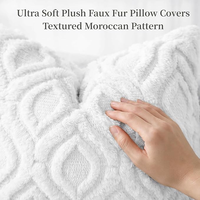 decorUhome Cozy Textured Throw Pillow Covers 16x16 Inch Set of 2, Soft Plush Faux Wool White Accent Couch Pillow Covers for Modern Farmhouse Sofa Bed Living Room