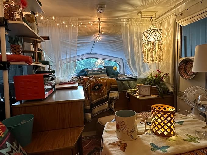 Boho Plug in Pendant Light, Hanging Light with Plug in Cord, Hanging Lamp with Handmade Macrame Lamp Shade, Boho Plug in Hanging Light Fixtures for Living Room Bedroom Decor