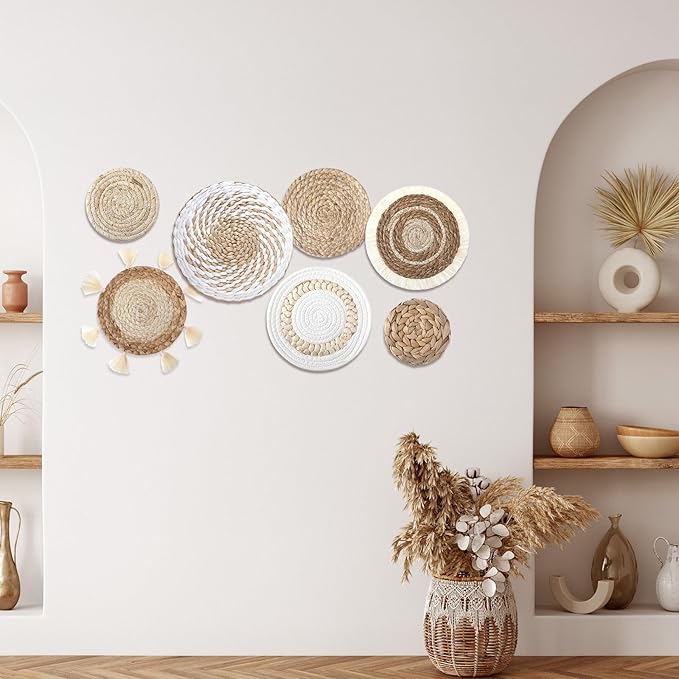 Beeveer 7 Pcs Boho Wall Baskets Decor Hanging Rustic Rattan Wicker Wall Basket for Farmhouse Living Rooms Bedrooms Kitchen Decorations(Classic Style)