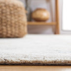 SAFAVIEH Micro-Loop Collection Area Rug - 5' x 8', Ivory & Blue, Handmade Boho Rustic Wool, Ideal for High Traffic Areas in Living Room, Bedroom (MLP476M)