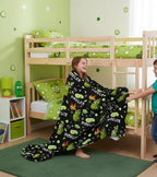 Aipon Pickle Blanket Gifts for Pickle Lovers, Funny Food Cucumber Blankets 50"x 60", Black Soft Cozy Lightweight Throw Blanket for Women Kids Teens Boys Girls