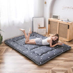 MAXYOYO Grey Triangle Japanese Floor Futon Mattress, Tatami Mat Portable Camping Mat Kids Sleeping Pad Foldable Roll Up Floor Lounger Pillow Bed Twin Size with Mattress Protector Cover