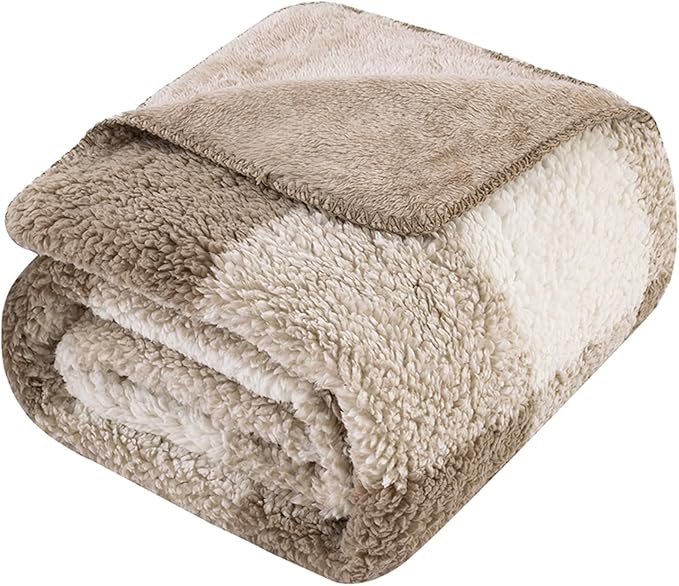LURKA Checkered Sherpa Fleece Throw Blanket – Soft and Cozy, Medium Weight for All Season, Oversized Plush Throw for Couch, Bed & Pets, Khaki, 90x90 Inches