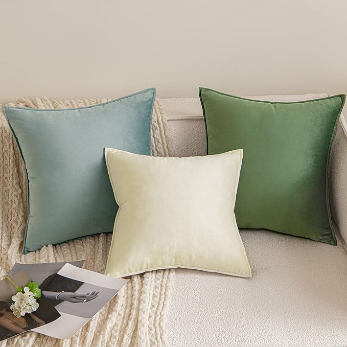 MIULEE Moss Green Decorative Velvet Throw Pillow Covers Soft Pillow Covers Spring Soild Square Cushion Case for Spring Sofa Bedroom 18x18 Inch 45x45 cm