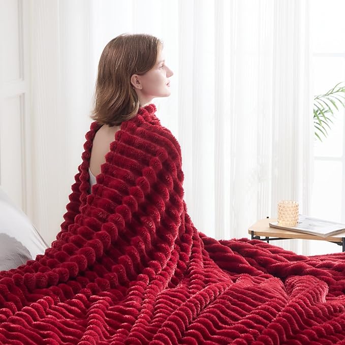 NEWCOSPLAY Super Soft Twin Blanket Red Premium Silky Flannel Fleece 3D Ribbed Jacquard Lightweight Bed Blanket All Season Use (Red Ribbed, Twin(60"x80"))