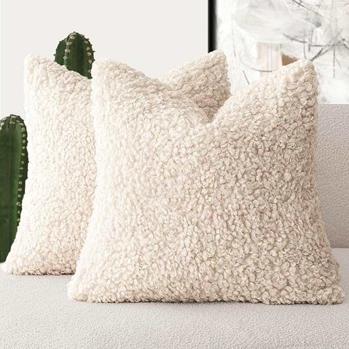 Foindtower 2 Pieces 24x24 Inch Cream Beige, Faux Fur Throw Pillow Cover Accent Sherpa Furry Pillow Covers Fuzzy Soft Pillowcases Cozy Sheepskin Decorative Fleece Cushion Case for Bed Couch Living Room