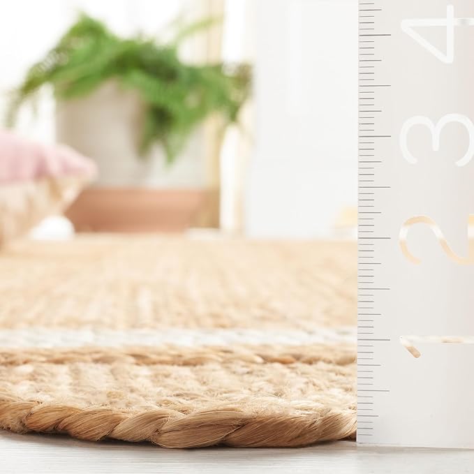 SAFAVIEH Natural Fiber Collection Area Rug - 6' x 8', Natural/Ivory, Geometric Design, Ideal for High Traffic Areas in Living Room, Bedroom, Dining (NF896A)