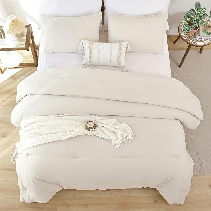 ROSGONIA Oversized King Comforter 128x120, 3pcs Super King Plus (1 Beige Comforter & 2 Pillowcases) Lightweight Oversized Bedding Set Blanket