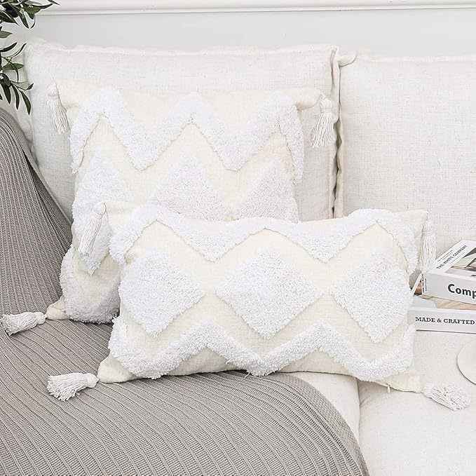 PLWORLD Boho White Throw Pillow Cover 18x18 Inch with Tassels, Moroccan Tufted Decorative Cream Chenille Fabric Accent Textured Cushion Case for Bed Couch, 1 PC