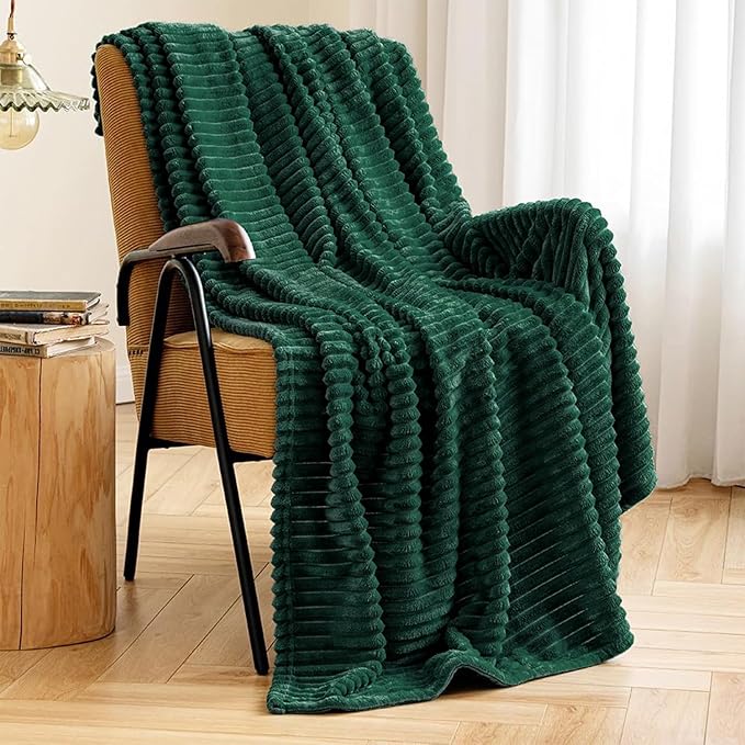 MIULEE Army Green Throw Blanket 3D Ribbed Jacquard Fleece Flannel Velvet Plush Decorative Bed Blanket (Throw, 50" x 60") - Super Soft, Lightweight, Warm and Cozy for Couch Sofa