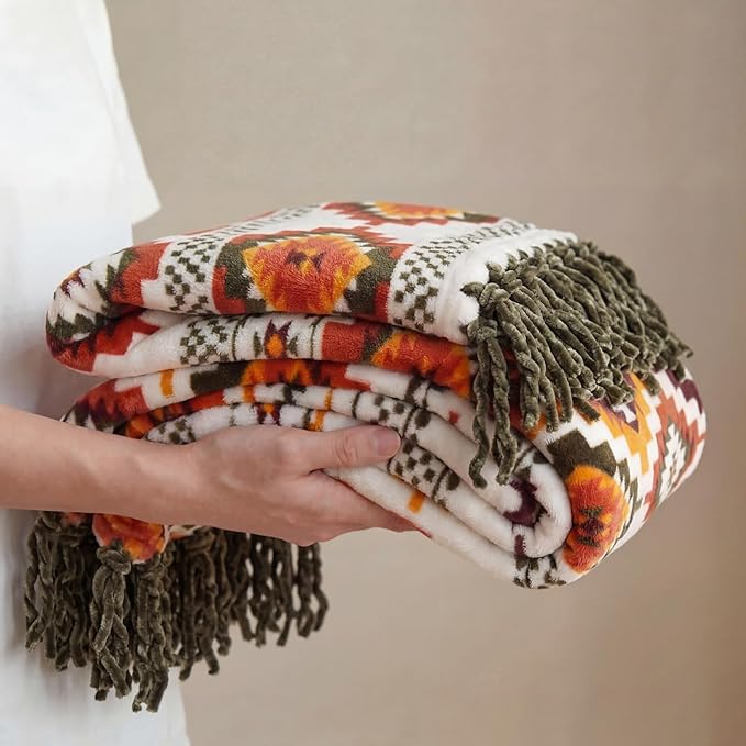 CASAAGUSTO Boho Throw Blanket - Orange and Green Decorative Blankets with Tassel, Printed Flannel Bohemian Blanket for Chair, Bed, Sofa, Couch(60 * 80, Orange and Green)