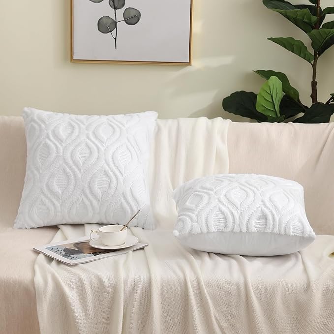 decorUhome Cozy Textured Throw Pillow Covers 18x18 Inch Set of 2, Soft Plush Faux Wool White Accent Couch Pillow Covers for Modern Farmhouse Sofa Bed Living Room