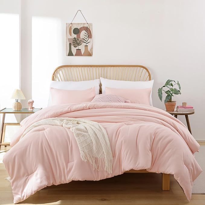 ROSGONIA Oversized King Comforter Blush, 3pcs(1 Comforter & 2 Pillowcases) Lightweight Oversized King Comforter Sets Bedding Blanket Quilts