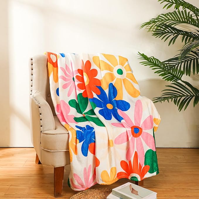 Frienda Vintage Flower Blanket Boho Colorful Throw Blanket Hippie Soft Blanket Preppy Decor Aesthetic Floral Flannel Throw Blanket for Sofa Couch Bed Chair or Dorm Supplies 50" x 60"