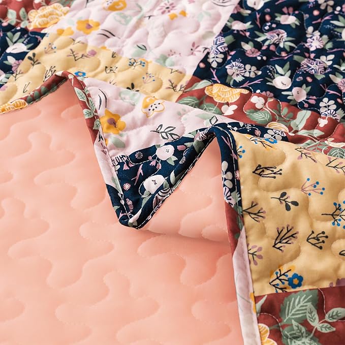 Exclusivo Mezcla 50"x 60" Quilted Throw Blanket- Microfiber Quilt Throw with Boho Patchwork Pattern, Reversible Brown Versatile Lap Quilt for All Seasons, Lightweight Throws for Bed/Couch/Sofa