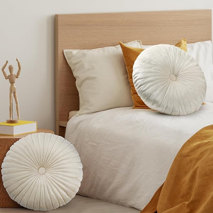 Namalu 3 Pcs Round Throw Pillow 13.8 Inch Decorative Round Velvet Floor Pillows Pumpkin Throw Pillows with Center Button for Thanksgiving Home Decor Living Room Sofa Couch Bed Chair (Beige)