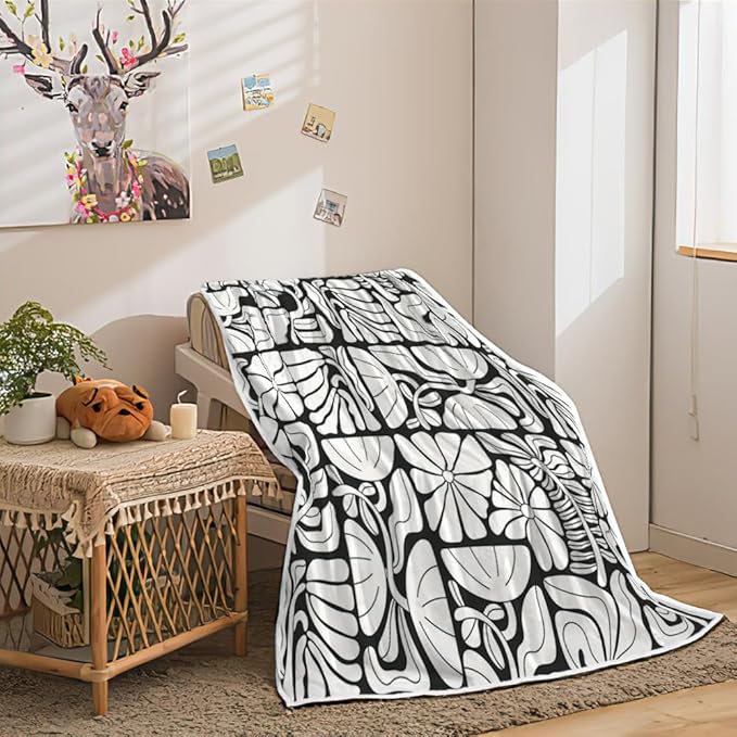 Boho Abstract Colorful Floral Throw Blanket, Vintage Retro Patchwork White Flower Botanical Geometric Aesthetic Groovy Flannel Throw Blanket for Chair Bed Sofa Couch, 50X60IN