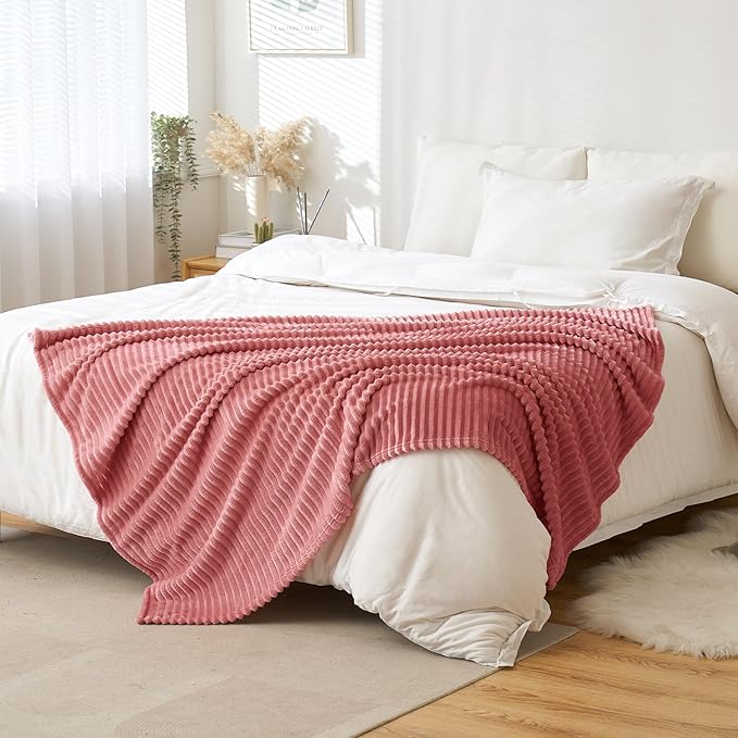 MIULEE Valentines Pink Throw Blanket 3D Ribbed Jacquard Fleece Flannel Velvet Plush Decorative Bed Blanket (Throw, 50" x 60") - Super Soft, Lightweight, Warm and Cozy for Couch Sofa Home Decor