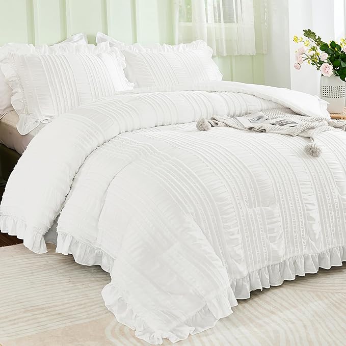 WONGS BEDDING White Queen Comforter Set,Boho Ruffle Comforter for Queen Bed,Soft Seersucker Shabby Chic Bedding Set with 1 Comforter,2 Tufted Pillowcases 90"×90"