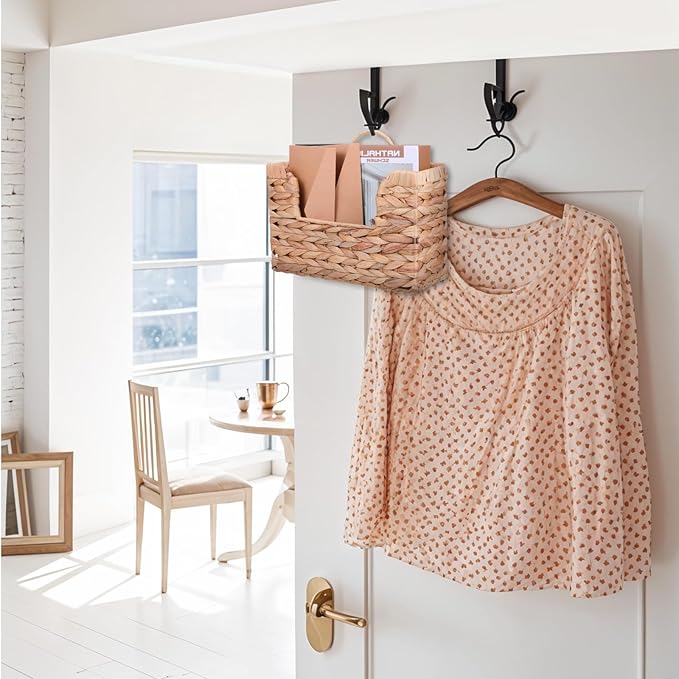 Woven Hanging Magazine Holder Water Hyacinth Storage Basket Wall Mounted Wicker Organizer Boho Modern Farmhouse Book Rack with Handle File Newspaper Mail Holder for Home Office