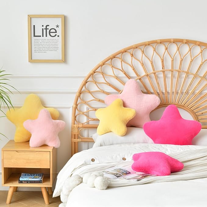 Xiashrk Star Pillow, Decorative Throw Pillows for Bed Couch, 15" Star Shaped Pillow Plush Floor Cushions Room Decor Pillow with Soft Faux Rabbit Fur for Sofa Bedroom Living Room