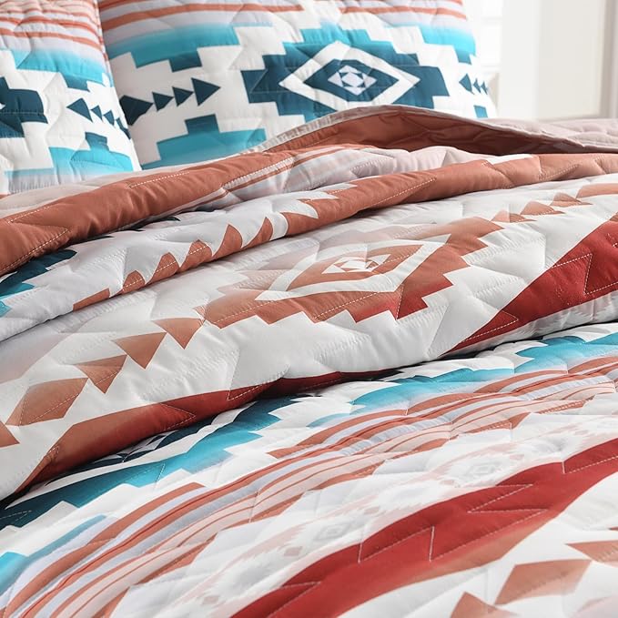 HORIMOTE HOME Southwestern Aztec Quilt Set Queen/Full Size - 3-Piece Tribal Geometric Pattern Bedspread with 2 Pillow Shams, Boho Rustic Bedding Set All Season Quilted Coverlet （Terracotta/Teal）