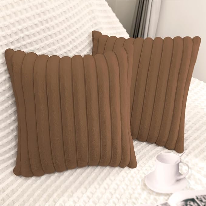 2 Pack 20x20 Pillow Cover Velvet Pillow Covers, Faux Fur Square Throw Pillow Covers for Living Room Decorations Throw Pillow Case, Throw Pillow Cover Cushion Cover for Sofa Bedroom Car, Brown