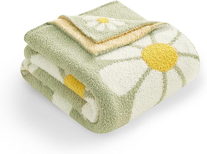 Snuggle Sac Spring Flower Throw Blanket for Couch, Fuzzy Microfiber Warm Winter Floral Blankets, Cute Throws for Girls Daughter Gifts, Flower Sage Green, 50x60 inches
