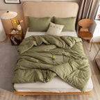 ROSGONIA Oversized King Comforter Olive Green, 3pcs(1 Comforter & 2 Pillowcases) Lightweight Oversized King Size Comforter Sets Bedding Blanket Quilts