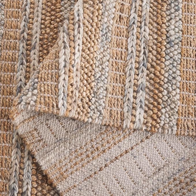 SAFAVIEH Natura Collection Area Rug - 6' x 9', Natural & Brown, Transitional Design, Ideal for High Traffic Areas in Living Room, Bedroom & Dining Room (NAT501T-6)