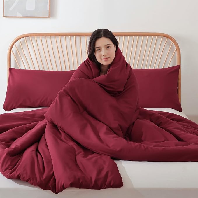 ROSGONIA Full Size Comforter Sets for Girls Boys Kids Dark Red, 3pcs Comforter Full Size (1 Comforter & 2 Pillowcases) Lightweight Dorm Bedding Sets