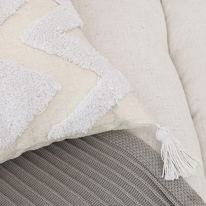 PLWORLD Boho White Throw Pillow Cover 18x18 Inch with Tassels, Moroccan Tufted Decorative Cream Chenille Fabric Accent Textured Cushion Case for Bed Couch, 1 PC