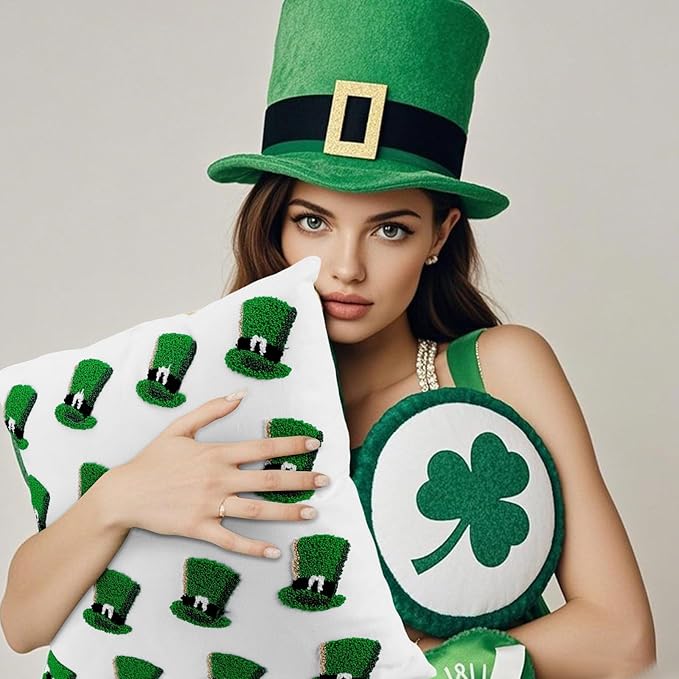 2 Pcs Tufted St. Patrick's Day Pillow Covers 18'' Green Clover Boucle Throw Pillow Cases 3D Soft Plush Faux Fur Wool Couch Cushion Case for Chair Sofa Bedroom Living Room Home Decor