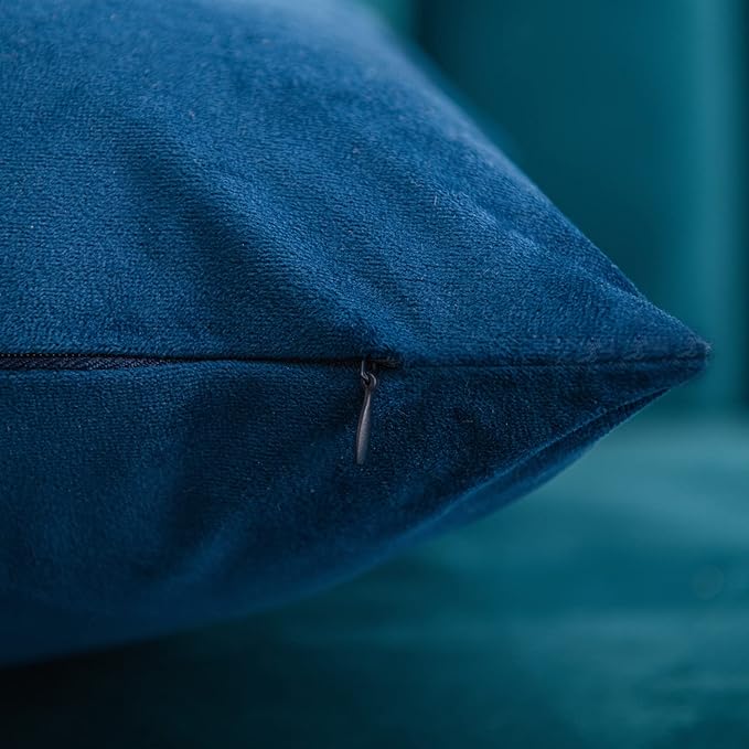 Throw Pillow Covers 22x22 Midnight Blue: Pack of 2 Cozy Soft Velvet Square Modern Luxury Decorative Throw Pillow Cases for Sofa Couch Living Room Bed Home Decor