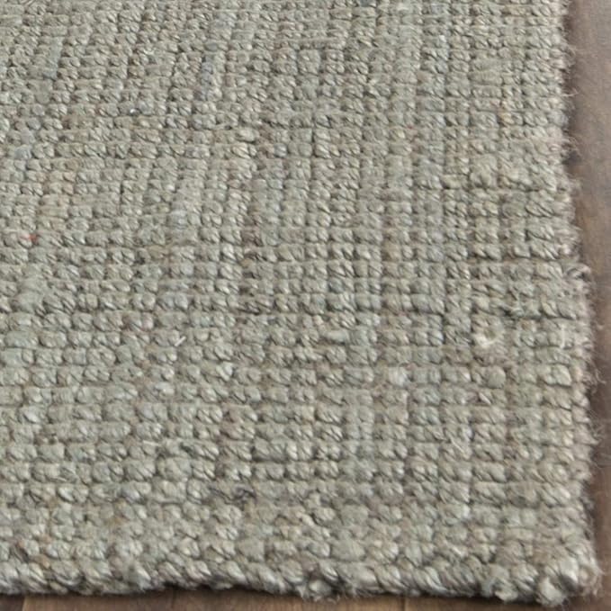 SAFAVIEH Natural Fiber Collection Accent Rug - 2'3" x 4', Green & Grey, Handmade Farmhouse Jute, Ideal for High Traffic Areas in Entryway, Living Room, Bedroom (NF730B)