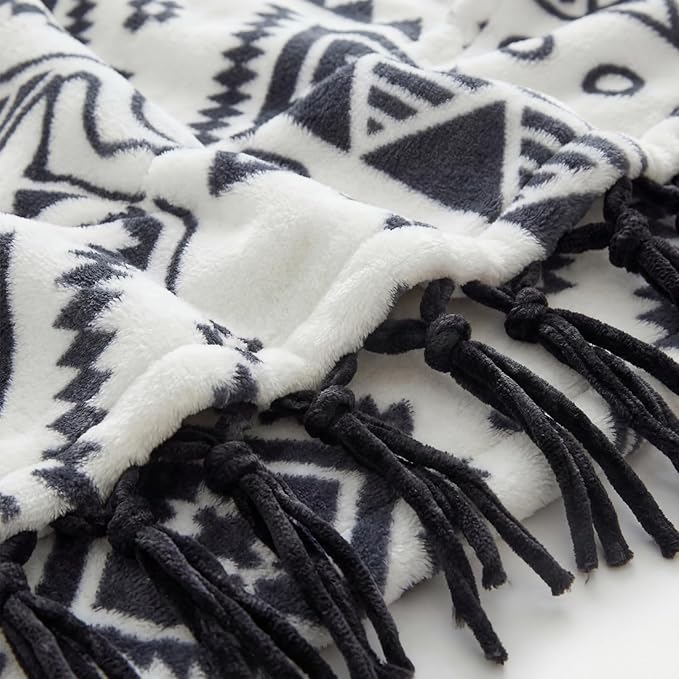 CASAAGUSTO Boho Throw Blanket - Black and White Decorative Blankets with Tassel, Printed Flannel Bohemian Blanket for Chair, Bed, Sofa, Couch(50 * 60, Black and White)