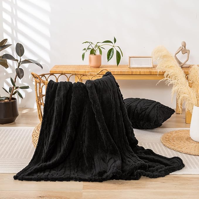 YUSOKI Twin XL Blanket Single Layer,Weight(3.1lb),370GMS-3D Stylish Design for Gift Home Decor (Black,65"x90")