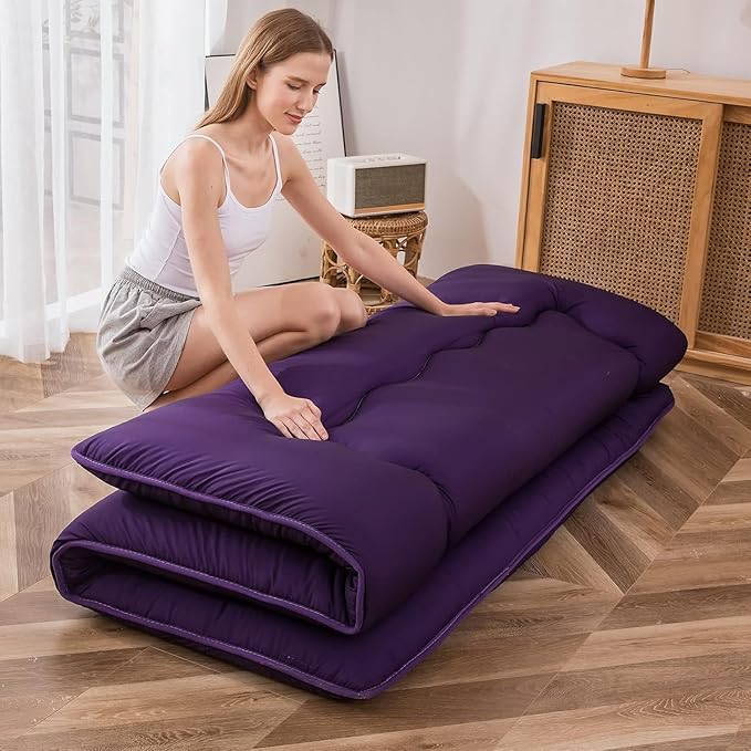 MAXYOYO Japanese Floor Mattress Futon Mattress, Thicken Sleeping Pad Foldable Roll Up Floor Futon for Adults Tatami Mat Dormitory Bed Lounger, Purple, Full Size