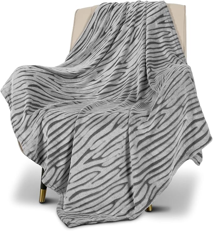 MACEVIA Fleece Throw Blanket for Couch Fuzzy Giraffe Decor 3D Zebra Print Blanket Lightweight Cozy Comfy Super Soft Black and White Blanket for Bed,Sofa 260GSM (Black Zebra,50x60inches)