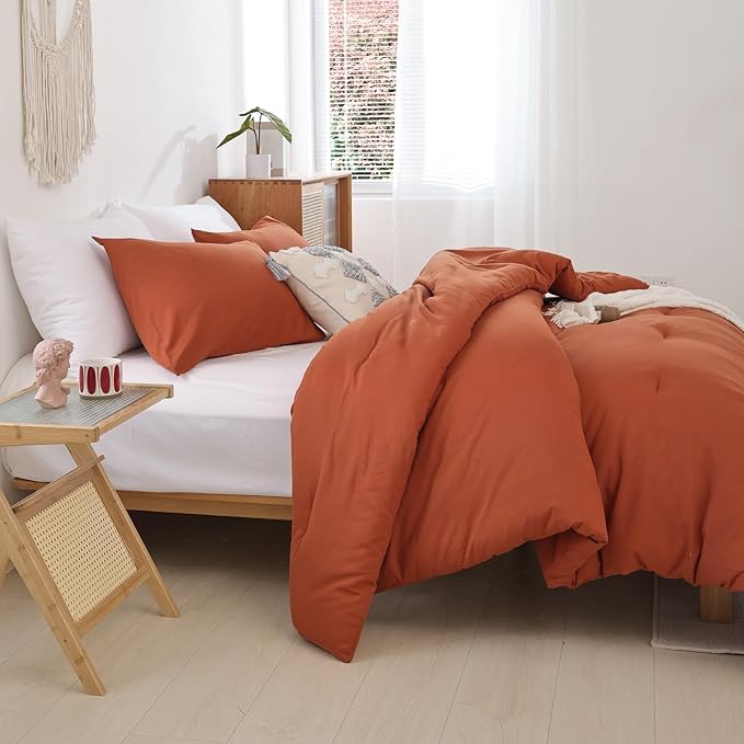 ROSGONIA Oversized King Comforter 128x120, 3pcs Super King Plus (1 Burnt Orange Comforter & 2 Pillowcases Lightweight Bedding Set Quilt