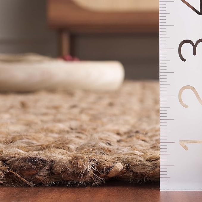 SAFAVIEH Natural Fiber Collection Area Rug - 4' Square, Natural, Handmade Tassel Jute, Ideal for High Traffic Areas in Living Room, Bedroom (NF467A)