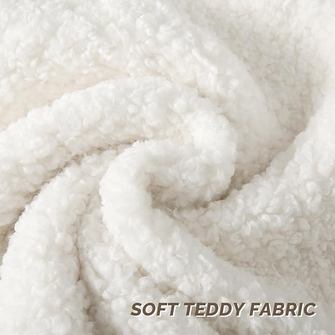 FUTEI Cream White Throw Pillow Covers 16x16 Inch Set of 2,Furry Faux Fur Teddy Boucle Textured Cushion Covers,Soft Fluffy Decorative Pillow Case,Home Decor for Couch Bed Living Room Office Car