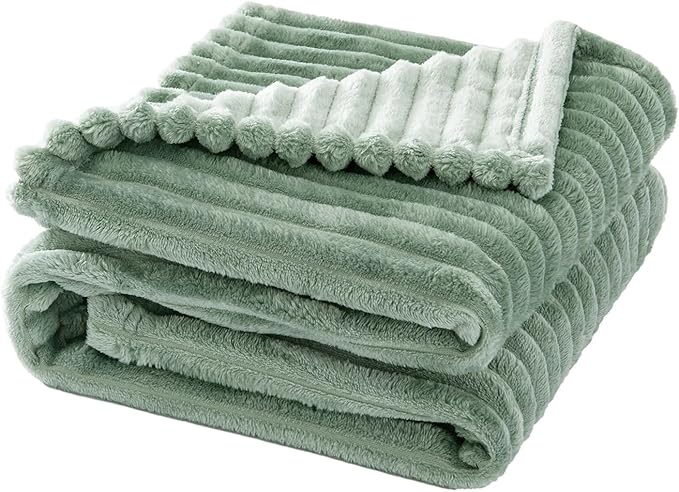 MIULEE Fleece Blanket, Durable Plush Fuzzy Extra Soft Warm Cozy Sage Green Striped Flannel Throw Blanket for Couch Sofa Bed 30"x40"