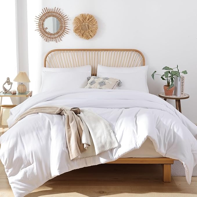 ROSGONIA Oversized King Comforter 128x120, 3pcs Super King Plus (1 White Comforter & 2 Pillowcases) Lightweight Oversized Bedding Set Blanket