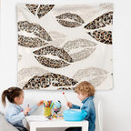 WNAGT Trendy Black and White Kiss Lips Tapestry Wall Hanging, Funky Makeup Wall Decor, Fashion Aesthetic Wall Blanket Decor for Girls Room College Dorm Makeup Room Beauty Room, 50x60 Inch