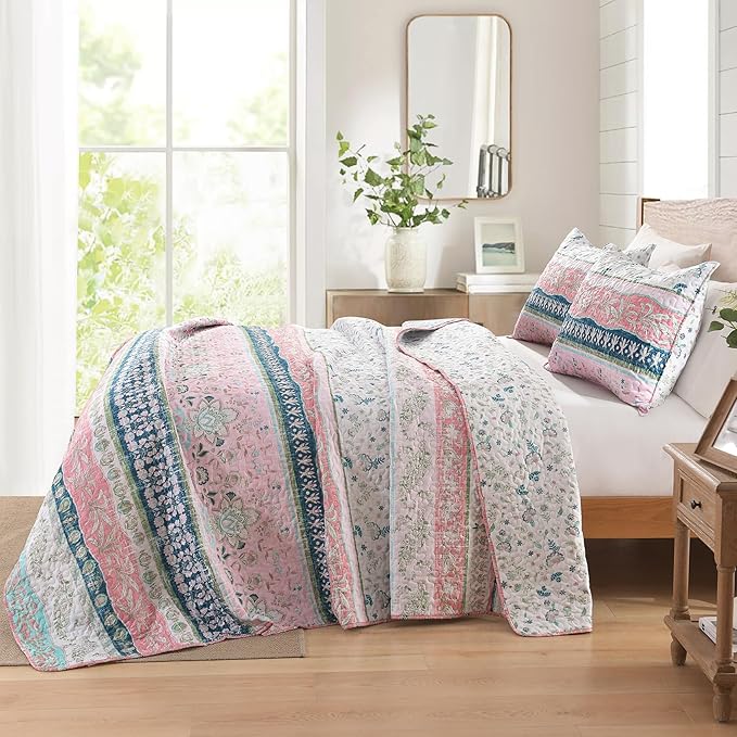 HORIMOTE HOME Boho Style Queen Quilt Set Pink Bohemian Floral Strip Quilt Beddding Set, Soft and Lightweight Bedspread for All Season, Full Size Bed Coverlet with 2 Matching Pillow Shams (3 Pieces)
