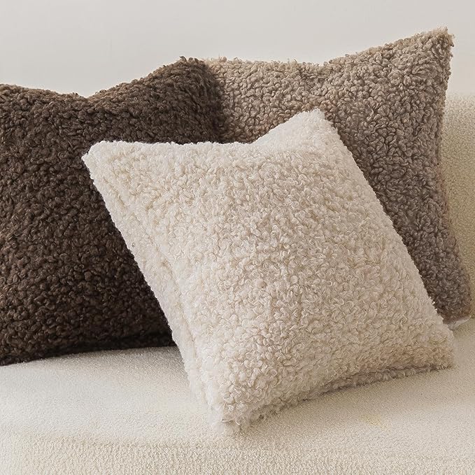 Foindtower 2 Pieces 26x26 Inch Khaki, Faux Fur Throw Pillow Cover Accent Sherpa Pillow Fuzzy Soft Pillowcases Sheepskin Decorative Fleece Cushion Case for Bed Couch Living Room