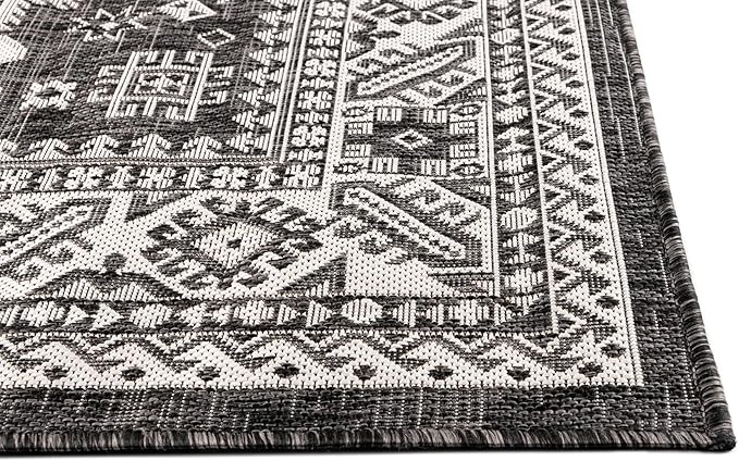 Rugs.com Outdoor Aztec Collection Rug – 10' x 14' Charcoal Gray Flatweave Rug Perfect for Living Rooms, Large Dining Rooms, Open Floorplans